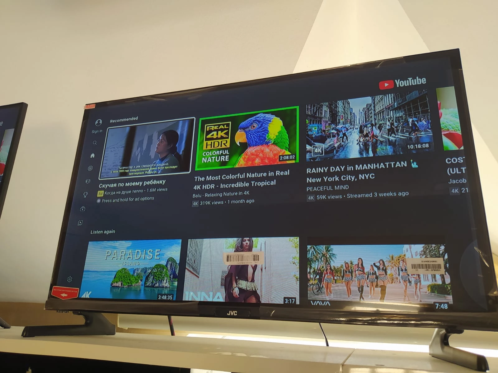 Televizor "Jvc smart 81"