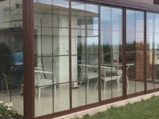 Cam balkon