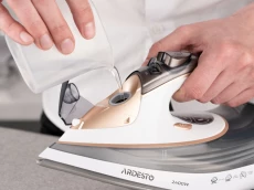 Ütü Ardesto IR-B2245-E