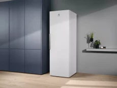 Soyuducu Electrolux RRT5MF38W1