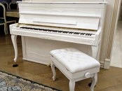 "WAGNER" piano